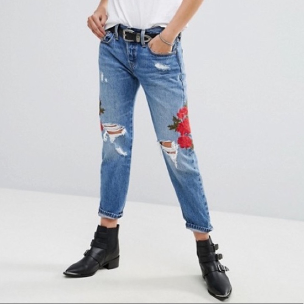 Levi’s 501 Tapered Rose Embroidered Jeans